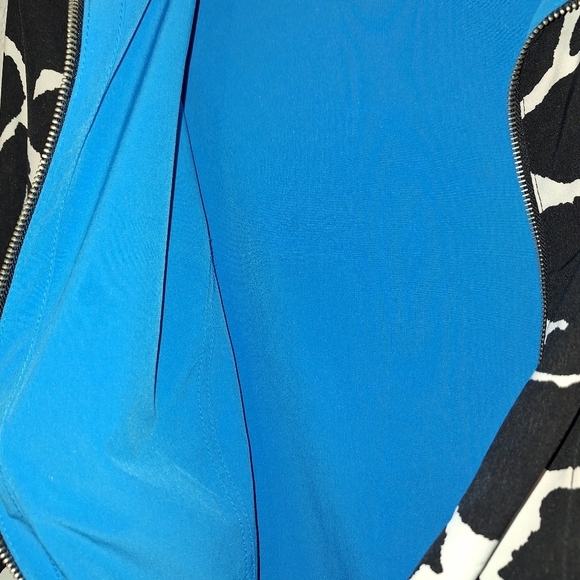 Chico's Zenergy Size 2  Large Black Design Reversible Windbreaker - Picture 7 of 8